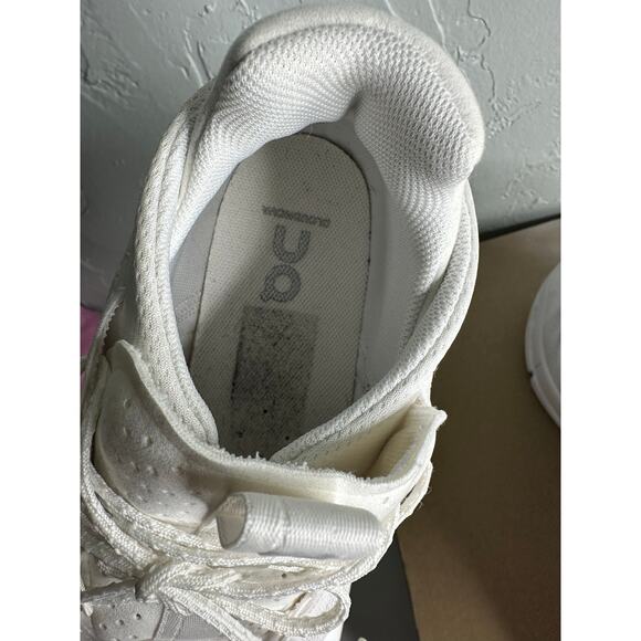 On Cloud Cloudnova 2 Sneaker - Picture 9 of 11